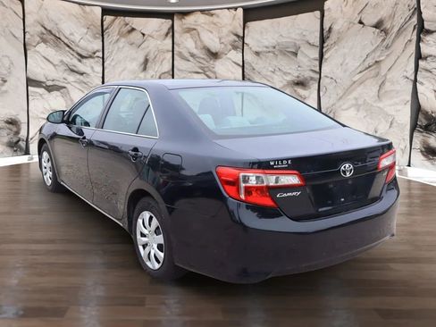 Used 2013 Toyota Camry LE image 7