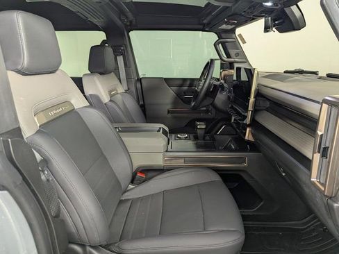 Used 2025 GMC Hummer EV 2X w/ LPO, Sport Package image 25