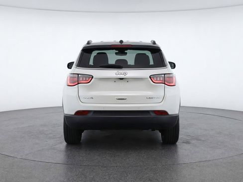 Used 2025 Jeep Compass Limited image 7