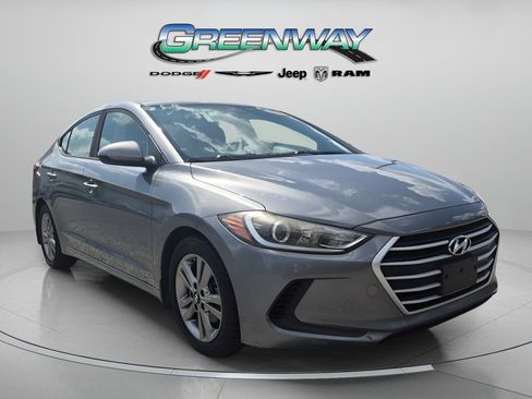 Used 2018 Hyundai Elantra SEL FWD image 1