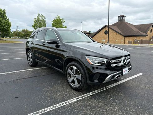 Used 2022 Mercedes-Benz GLC 300 4MATIC w/ Multimedia Package Lite image 3