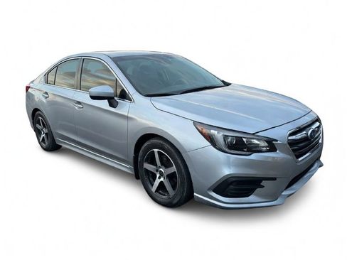 Used 2019 Subaru Legacy 2.5i Premium image 1