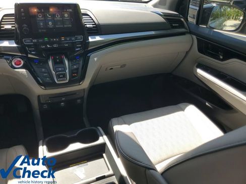 Used 2022 Honda Odyssey Elite image 15