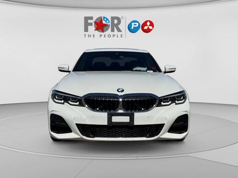 Used 2019 BMW 330i Sedan w/ M Sport Package RWD image 8