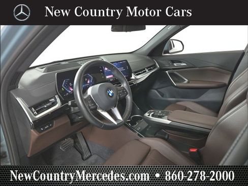 Used 2025 BMW X2 xDrive28i image 17