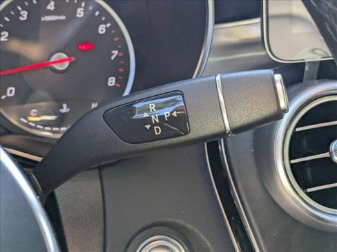 Used 2022 Mercedes-Benz GLC 300 image 12