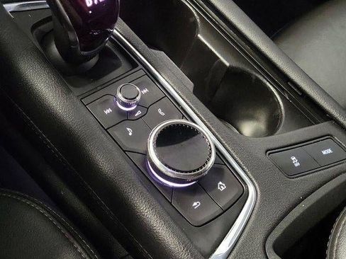 Certified 2023 Cadillac XT6 Luxury FWD image 29