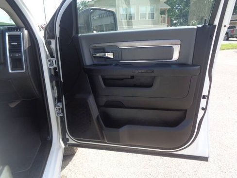 Used 2022 RAM 1500 Classic SLT w/ Electronics Group AWD/4WD image 23