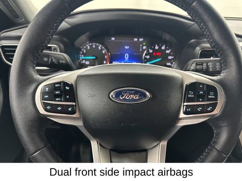 Used 2024 Ford Explorer XLT w/ Equipment Group 202A AWD/4WD image 38