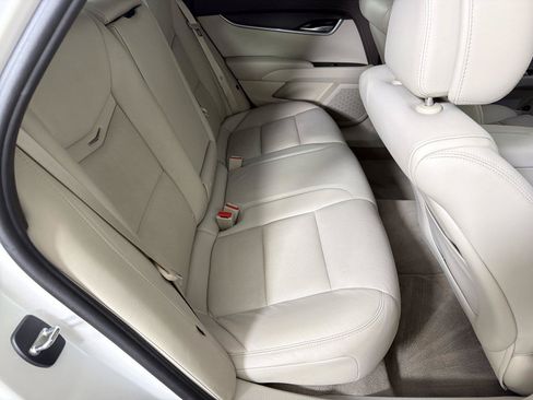Used 2014 Cadillac XTS FWD image 13