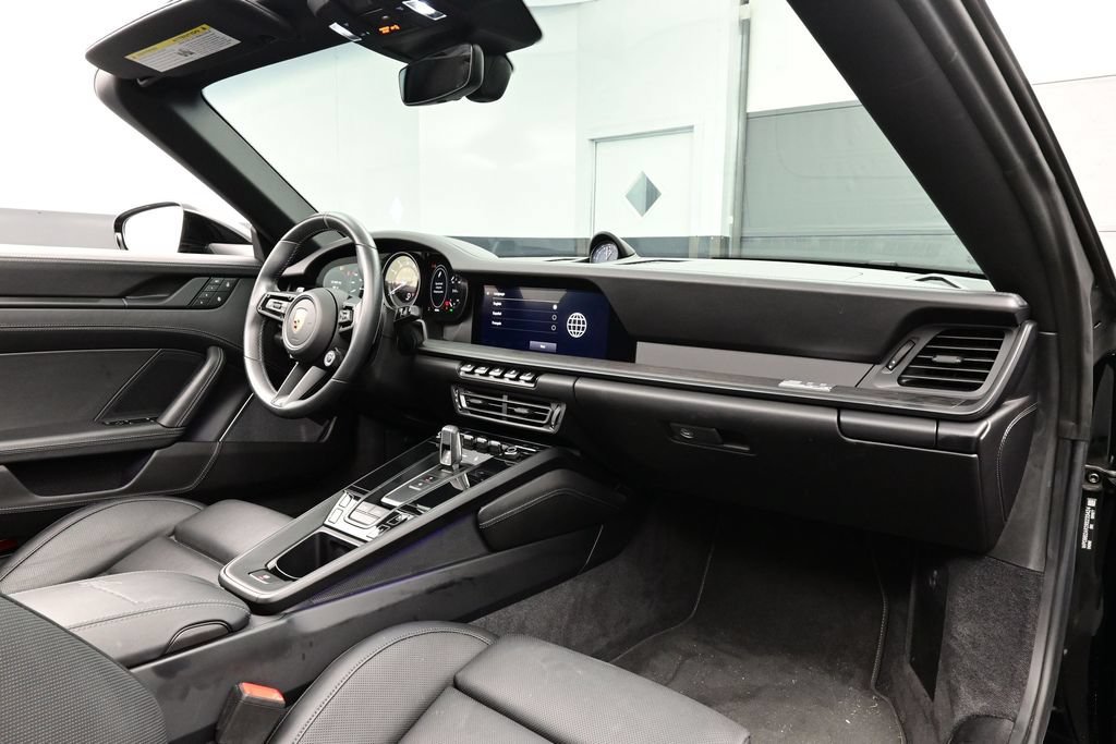 Certified 2024 Porsche 911 AWD/4WD image 14