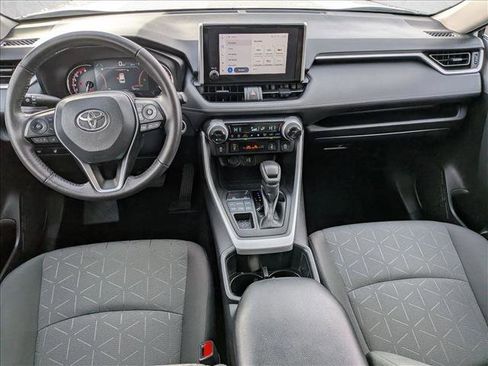Used 2023 Toyota RAV4 XLE image 18