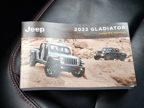 Used 2022 Jeep Gladiator Rubicon w/ LED Lighting Group image 24