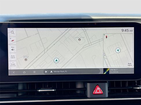Used 2025 Kia Carnival FWD image 13