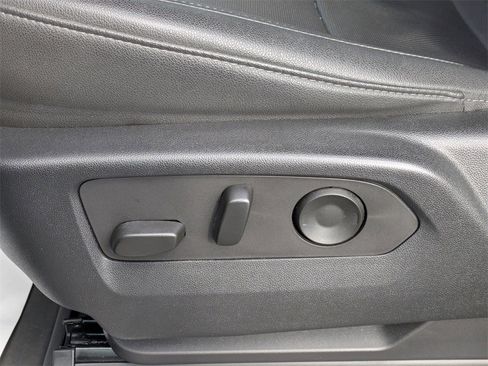 Used 2022 GMC Sierra 1500 SLT w/ SLT Premium Plus Package image 26