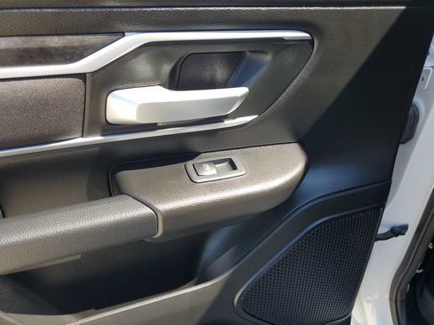 Used 2023 RAM 1500 2WD Crew Cab image 19