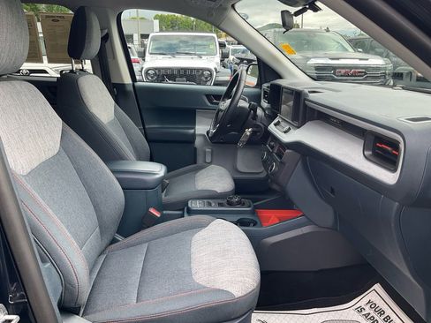 Certified 2022 Ford Maverick XLT w/ XLT Luxury Package FWD image 12
