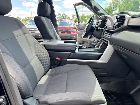 Used 2025 Toyota Sequoia SR5 AWD/4WD image 22