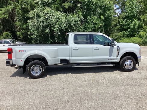 New 2026 Ford F350 Lariat AWD/4WD image 5