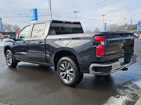 Used 2023 Chevrolet Silverado 1500 LT image 6