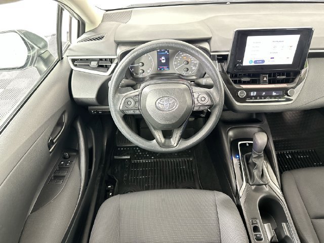 Used 2025 Toyota Corolla LE FWD image 10