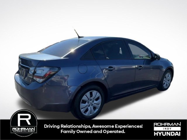 Used 2013 Chevrolet Cruze LS FWD image 9