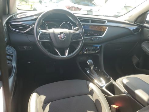 Used 2022 Buick Encore GX Select w/ Sport Touring Package FWD image 10