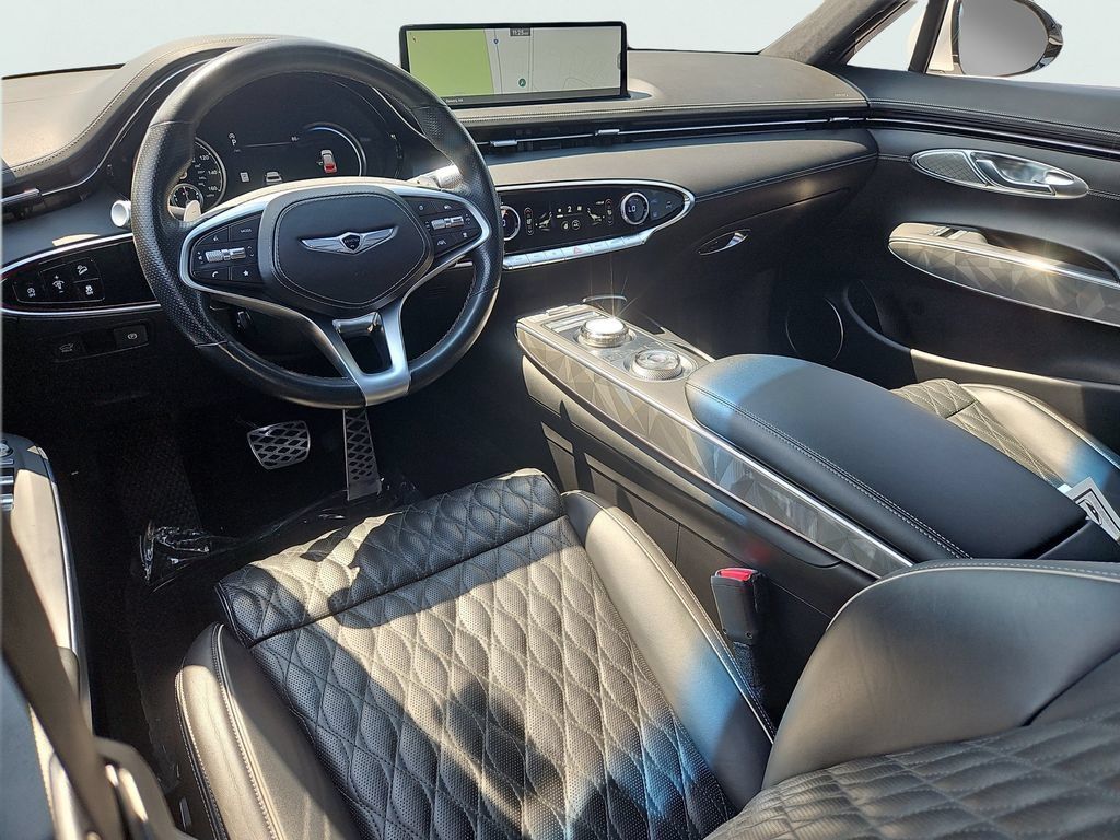 Used 2023 Genesis GV70 3.5T Sport w/ Sport Advanced Package AWD/4WD image 7