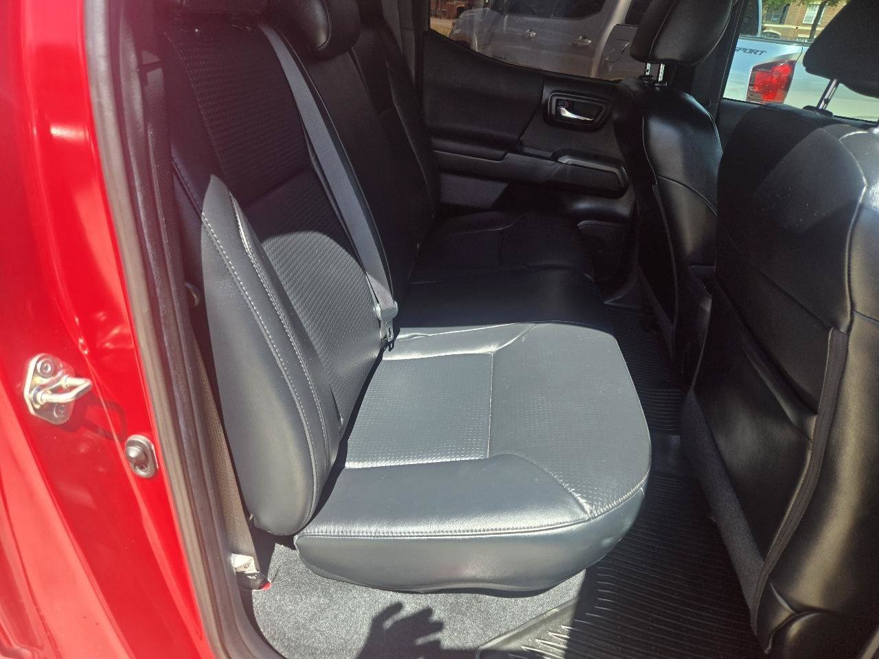 Used 2020 Toyota Tacoma TRD Sport w/ TRD Premium Sport Package RWD image 20