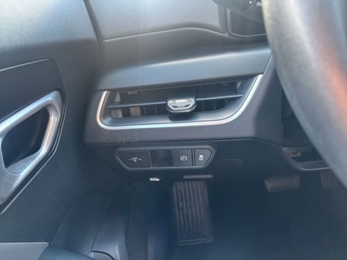 Used 2025 Kia K4 FWD image 33