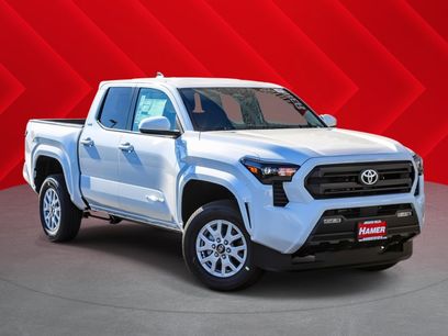 New 2025 Toyota Tacoma SR5