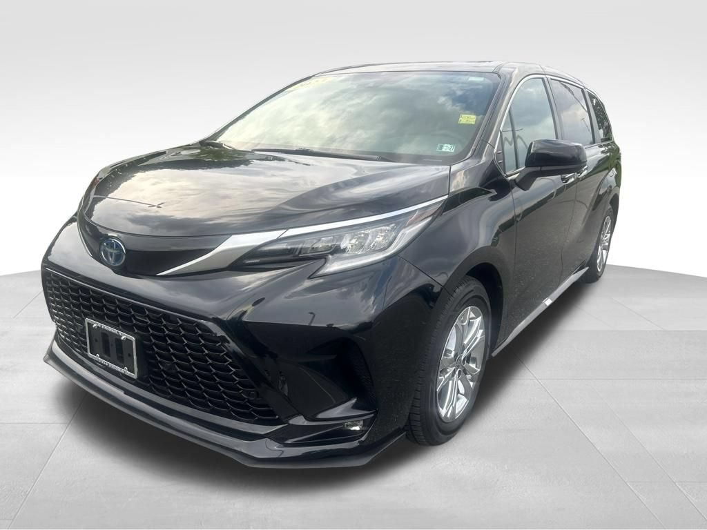 Certified 2023 Toyota Sienna XSE AWD/4WD 360° Tour