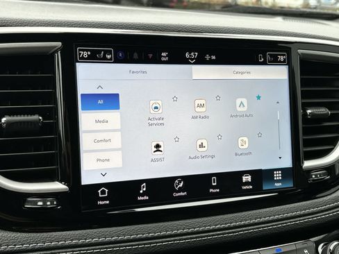 New 2026 Chrysler Pacifica Select w/ S Appearance Package FWD image 21