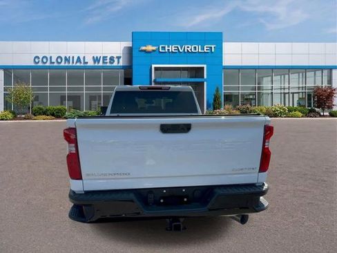 Used 2026 Chevrolet Silverado 2500 Custom AWD/4WD image 4