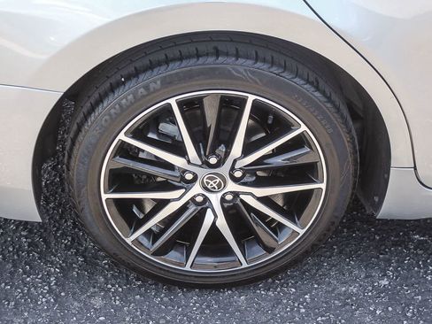 Used 2023 Toyota Camry SE FWD image 11