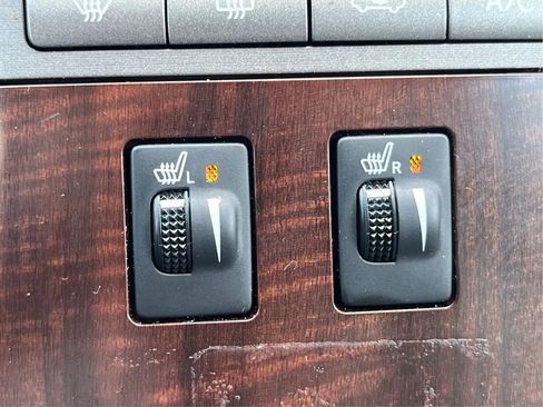 Used 2012 Toyota Venza XLE AWD/4WD image 28