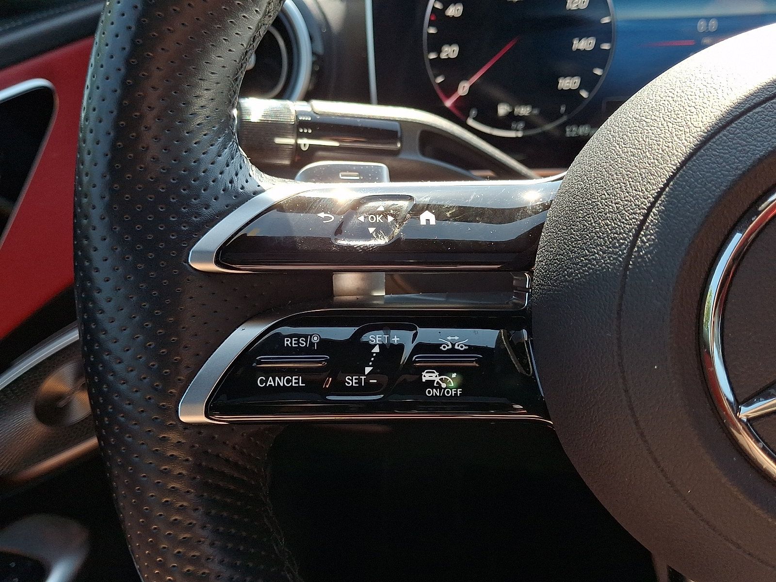 Used 2024 Mercedes-Benz C 300 4MATIC Sedan image 20