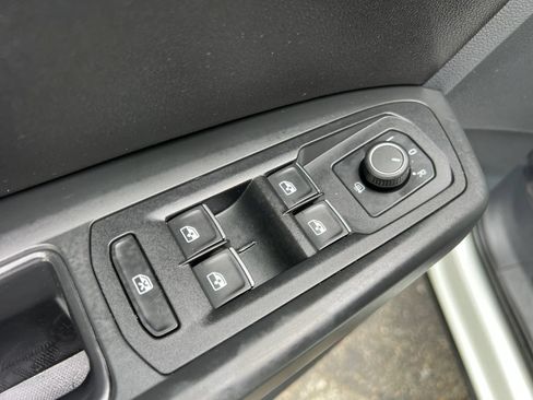 Used 2018 Volkswagen Atlas SE AWD/4WD image 35