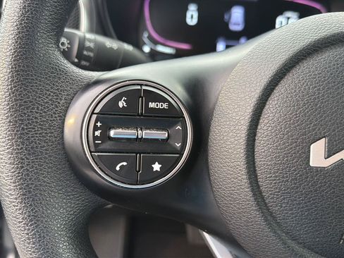 Used 2024 Kia Soul LX w/ Option Group 015 FWD image 20