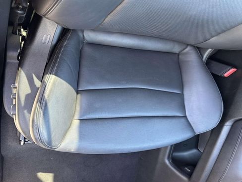 Used 2024 Cadillac XT6 Premium Luxury image 17