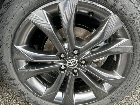 Certified 2026 Toyota Sienna XSE FWD image 7