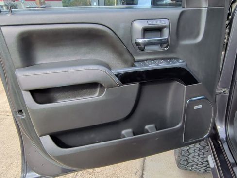 Used 2016 GMC Sierra 2500 Denali w/ Duramax Plus Package image 10