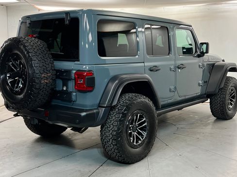 Used 2026 Jeep Wrangler Unlimited Rubicon 392 w/ Quick Order Package 27X Moab AWD/4WD image 5