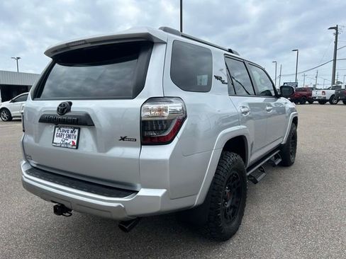 Used 2024 Toyota 4Runner TRD Off-Road Premium w/ Moonroof Package AWD/4WD image 8