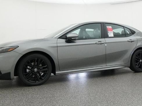 New 2026 Toyota Camry SE FWD image 18