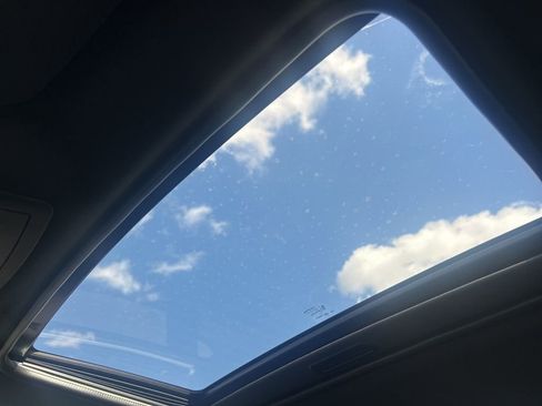 Used 2015 Dodge Challenger R/T Plus image 14