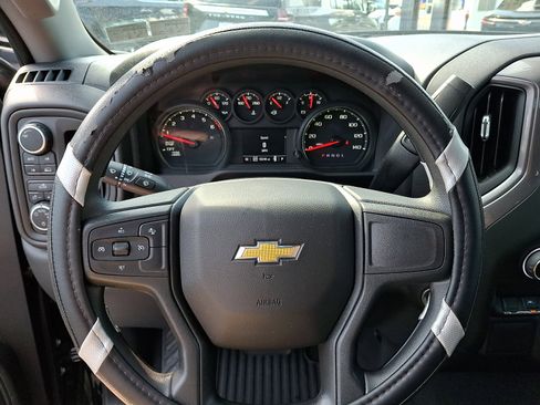 Certified 2022 Chevrolet Silverado 1500 Custom AWD/4WD image 18