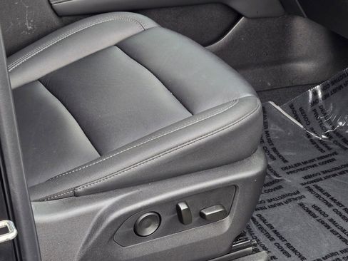 Certified 2025 Chevrolet Tahoe LT AWD/4WD image 8