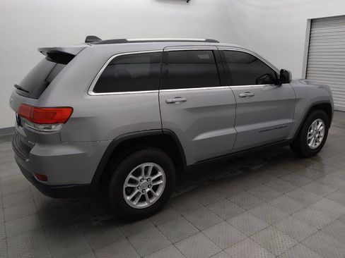 Used 2018 Jeep Grand Cherokee Laredo AWD/4WD image 10