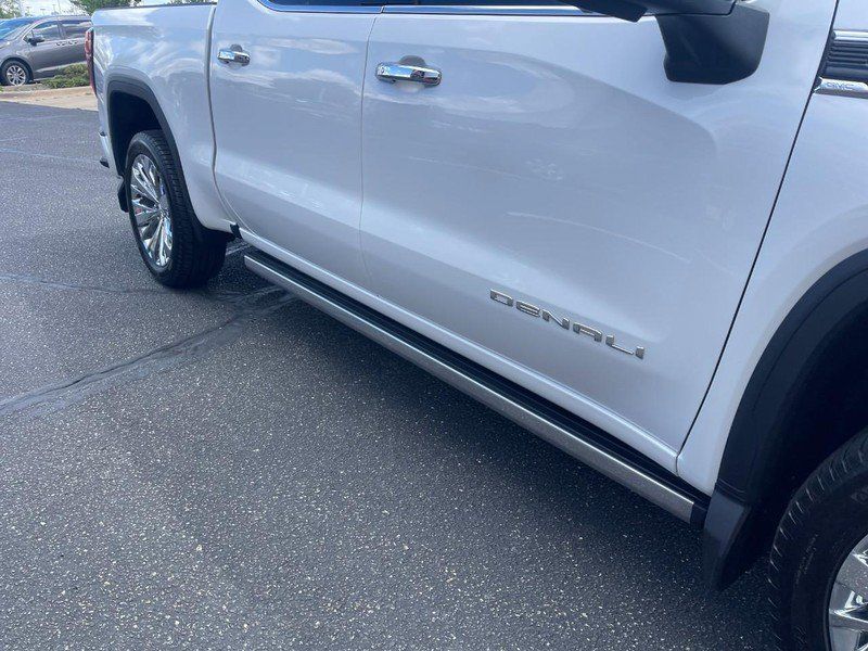 Used 2023 GMC Sierra 1500 Denali AWD/4WD image 10